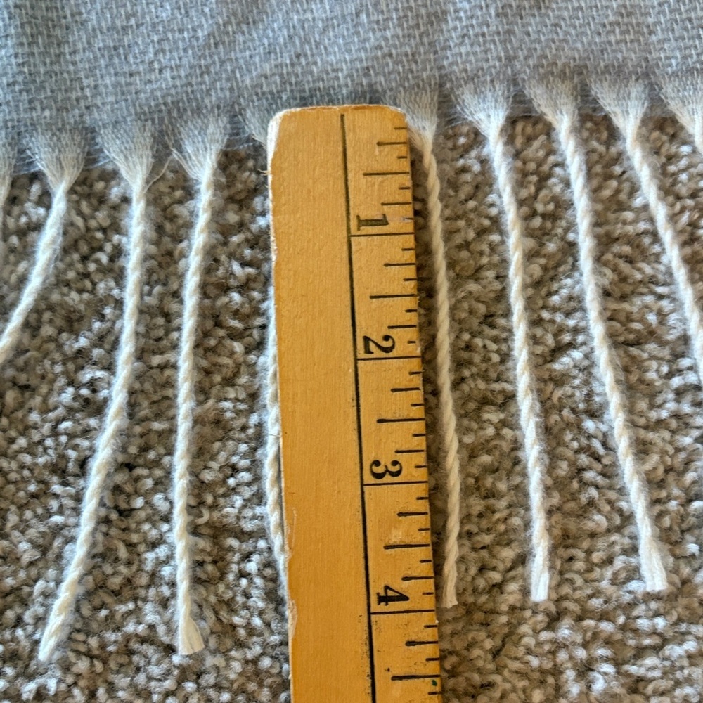 a.n.a Soft Gray and Cream Fringe Shawl Poncho NWOT - Picture 11 of 13